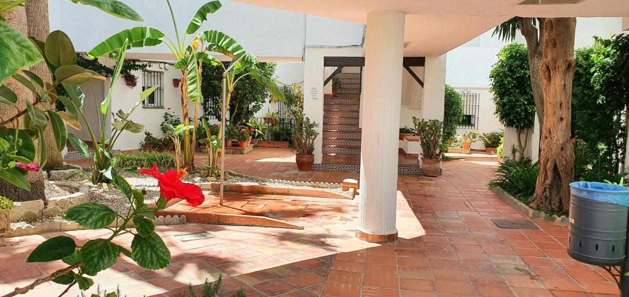 Apartamento A Pie De Playa La Barrosa Chiclana de la Frontera Eksteriør billede