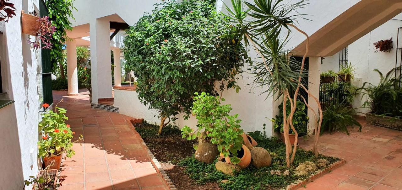 Apartamento A Pie De Playa La Barrosa Chiclana de la Frontera Eksteriør billede